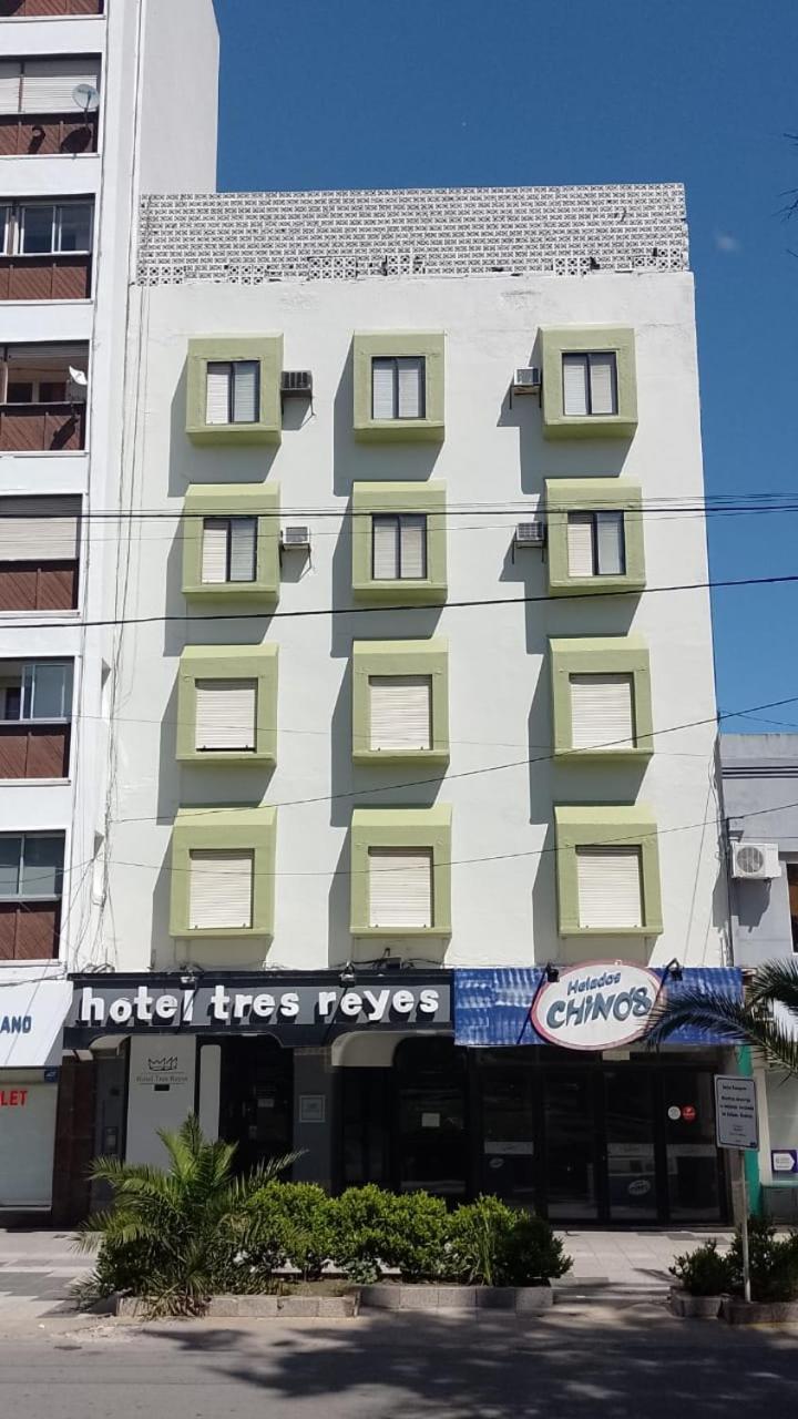 3reyes 3* Necochea